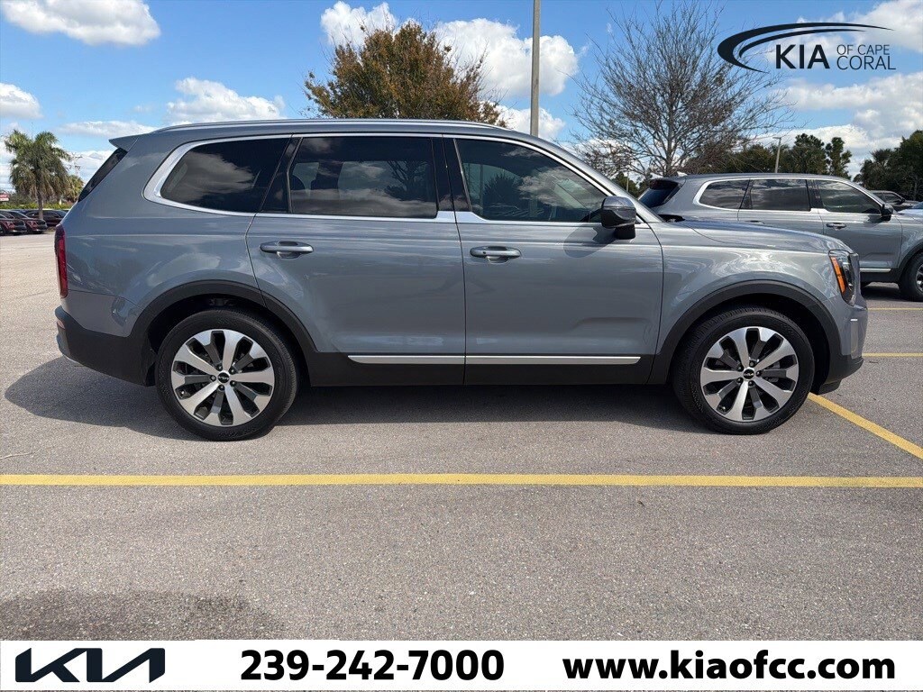 Certified 2022 Kia Telluride S SUV