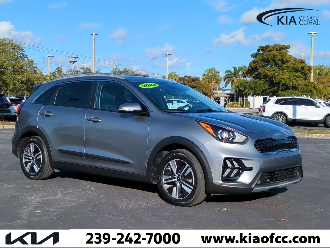 2022 Kia Niro EX Premium's photo