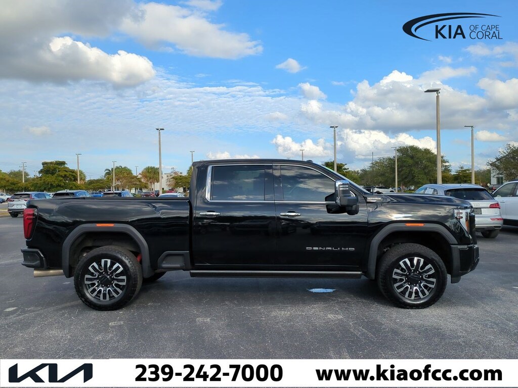 Used 2025 GMC Sierra 2500 HD Denali Ultimate Truck Crew Cab