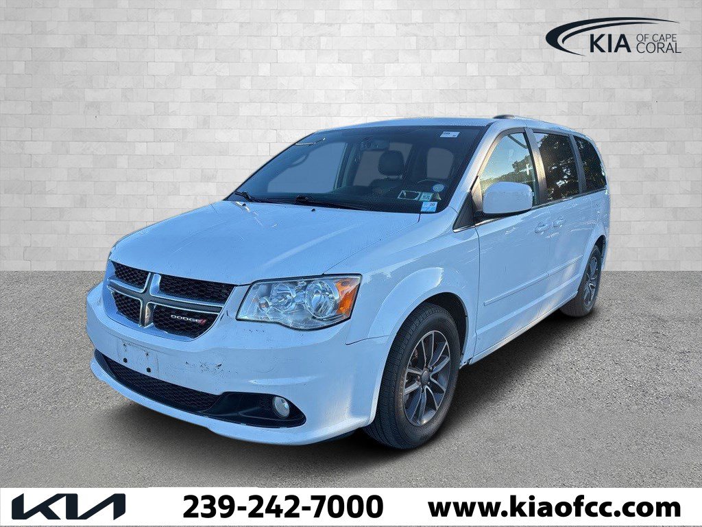 2017 Dodge Grand Caravan SXT's photo