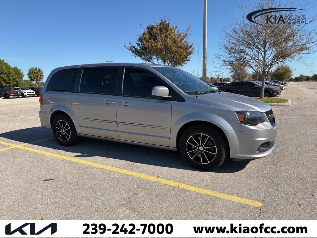 Used 2017 Dodge Grand Caravan SE Van