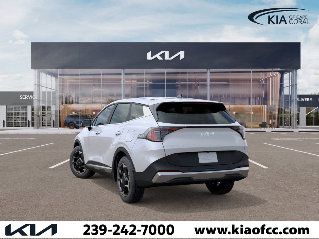 2026 Kia Sportage EX photo 3