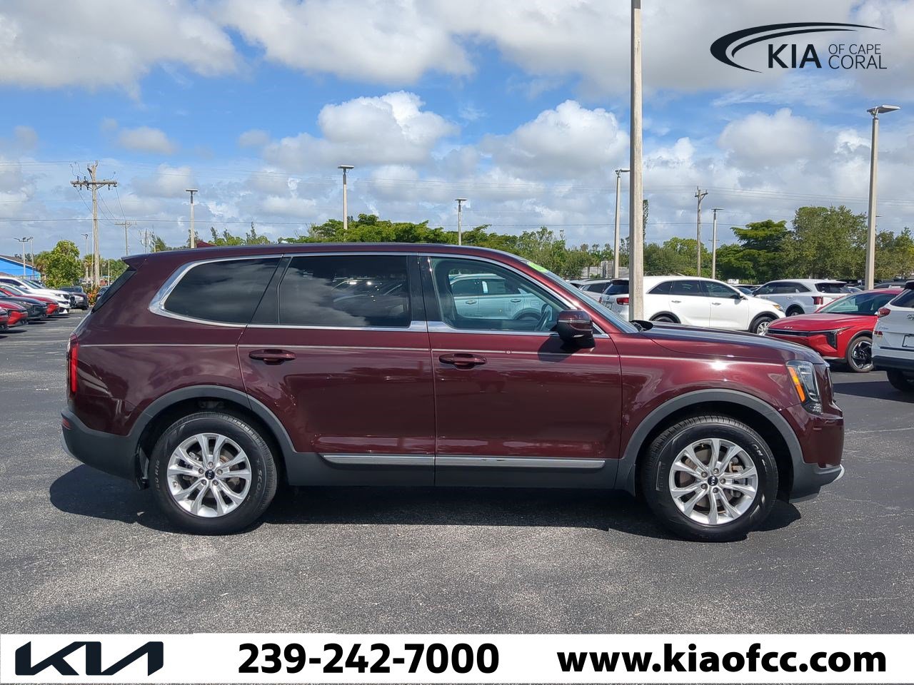 2020 Kia Telluride LX photo 4