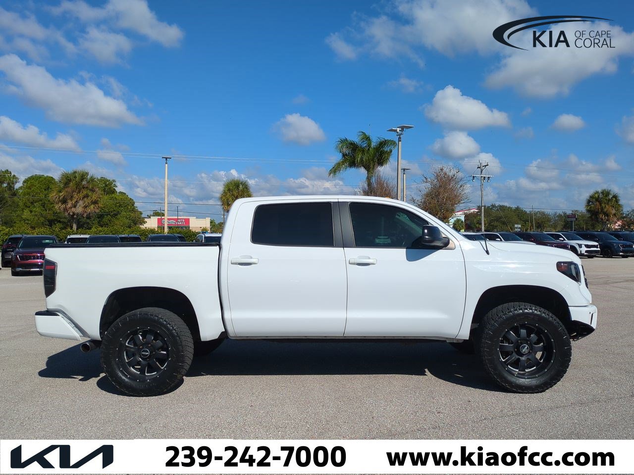 2017 Toyota Tundra 1794 Edition photo 4