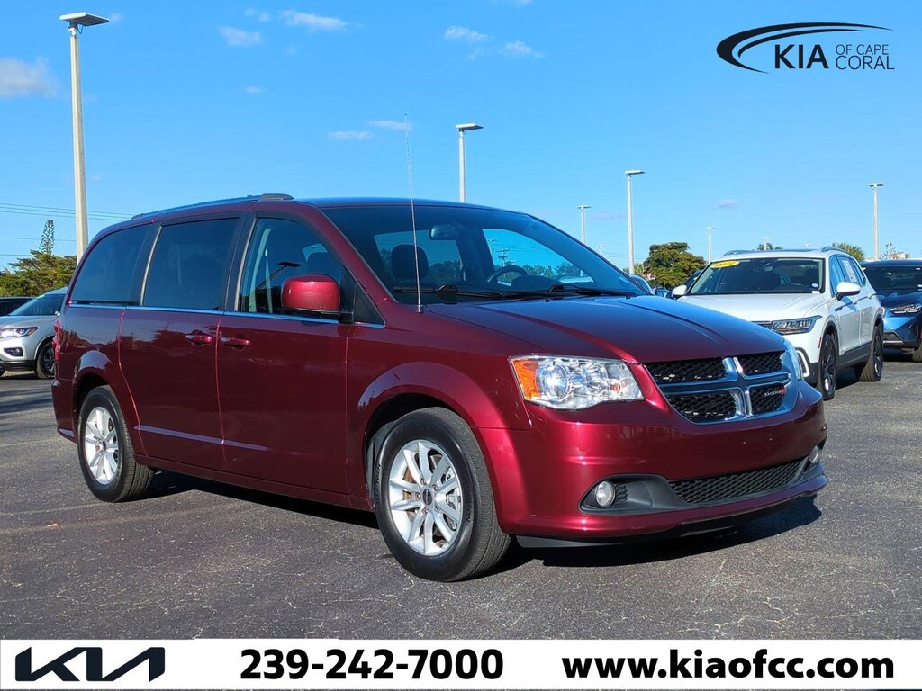 Used 2020 Dodge Grand Caravan SXT Van Passenger Van