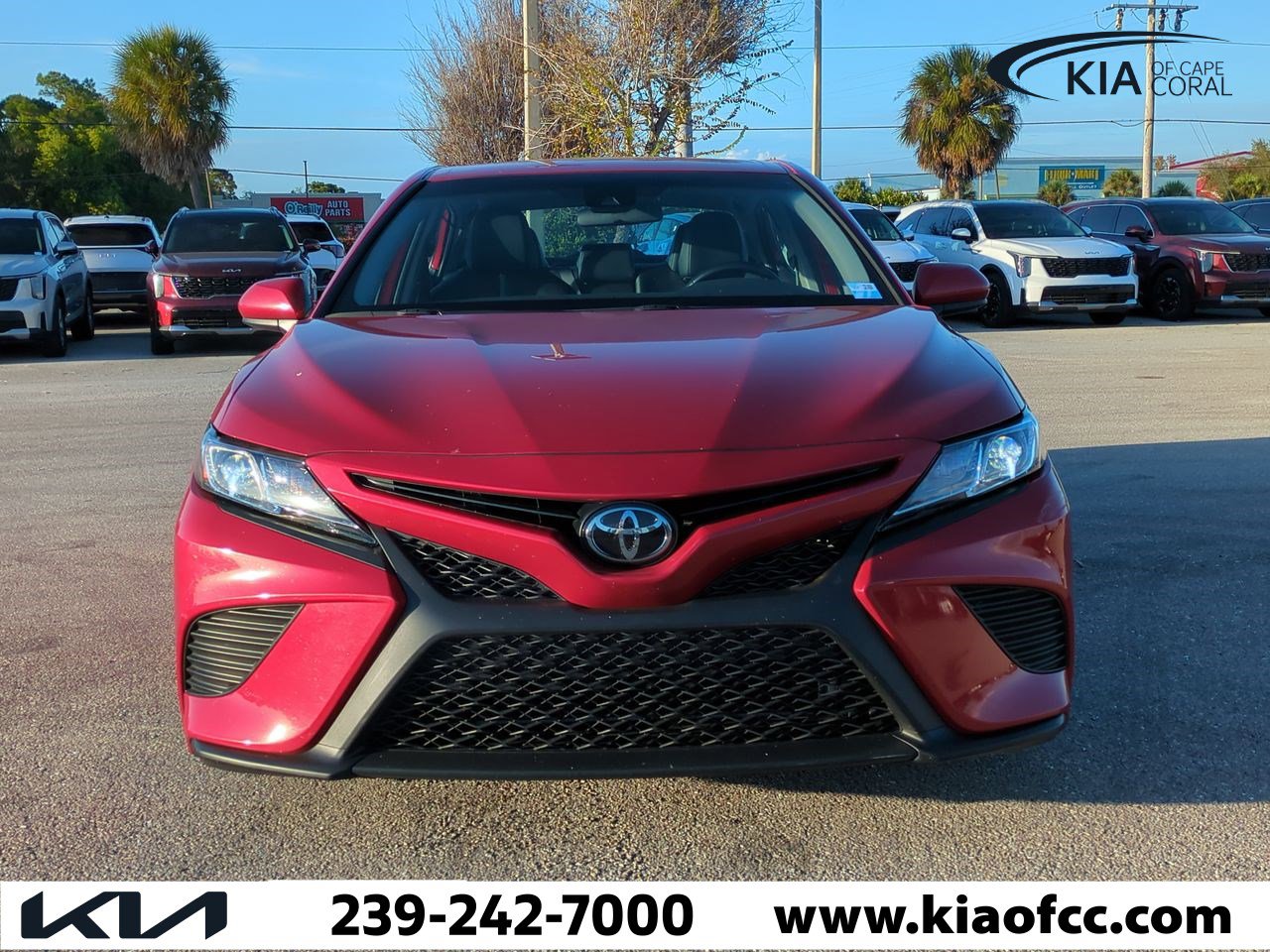 2020 Toyota Camry SE photo 2