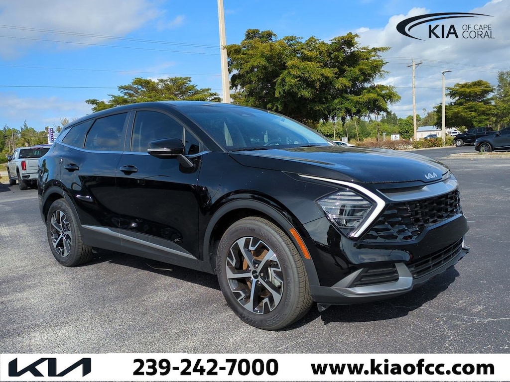 Certified 2025 Kia Sportage EX SUV