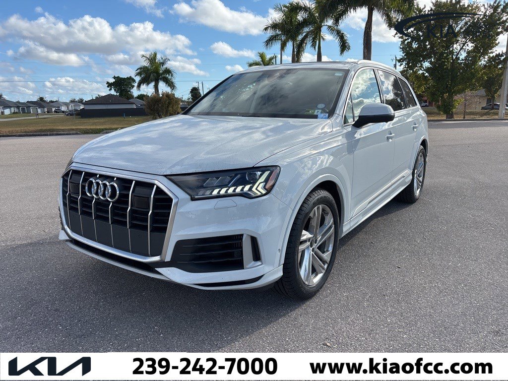 2023 Audi Q7 Prestige's photo