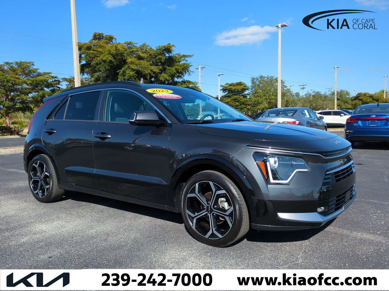 2023 Kia Niro EX Touring's photo