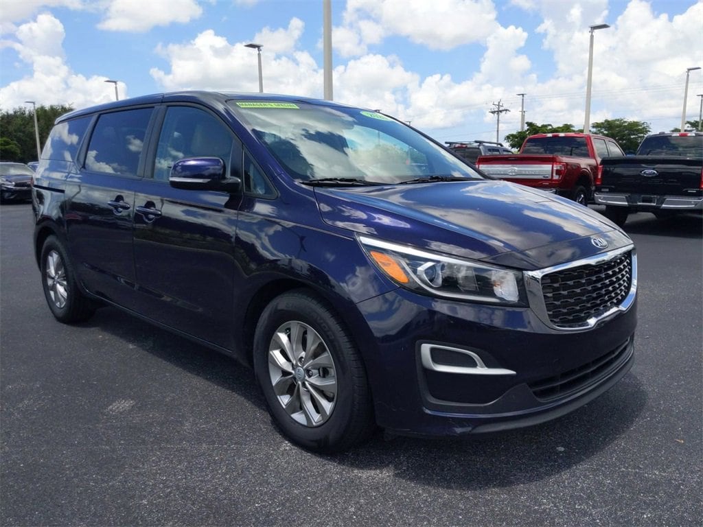 Used 2020 Kia Sedona LX with VIN KNDMB5C13L6631663 for sale in Cape Coral, FL