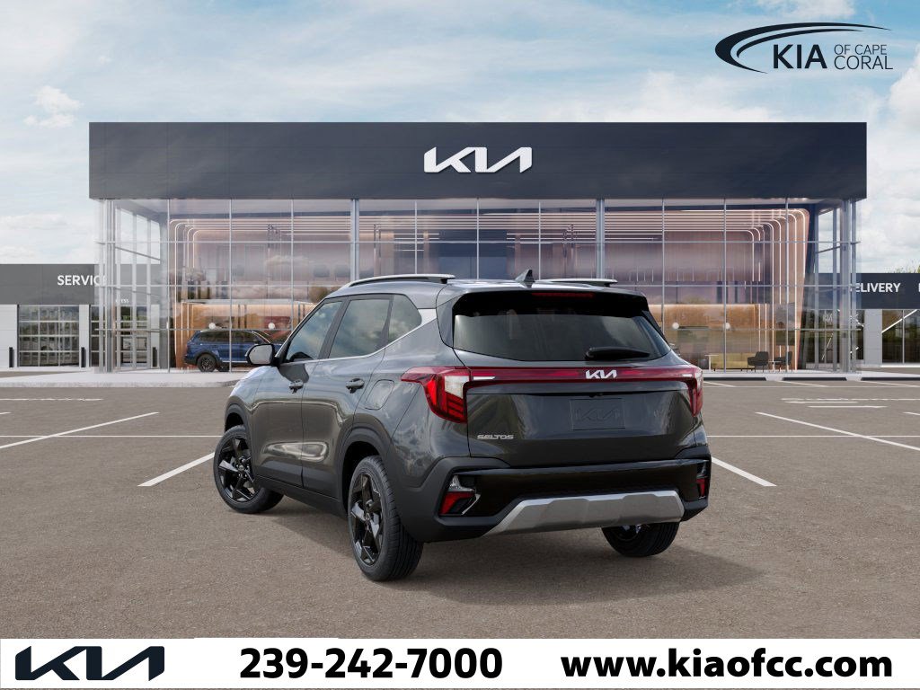 2026 Kia Seltos EX photo 4