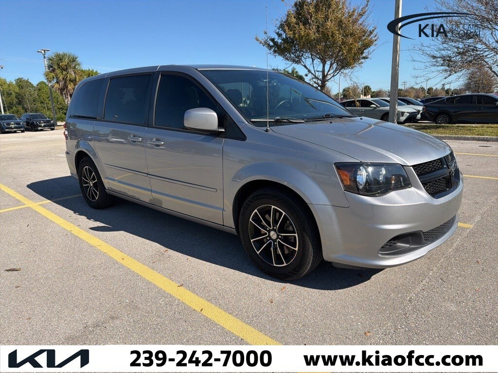Used 2017 Dodge Grand Caravan SE Van