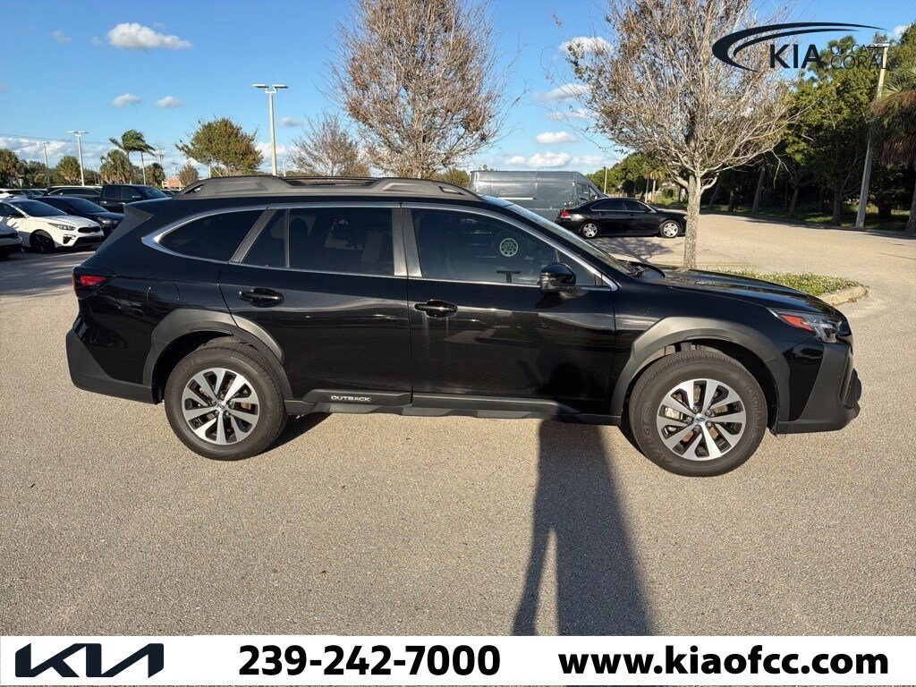 Used 2023 Subaru Outback Premium SUV