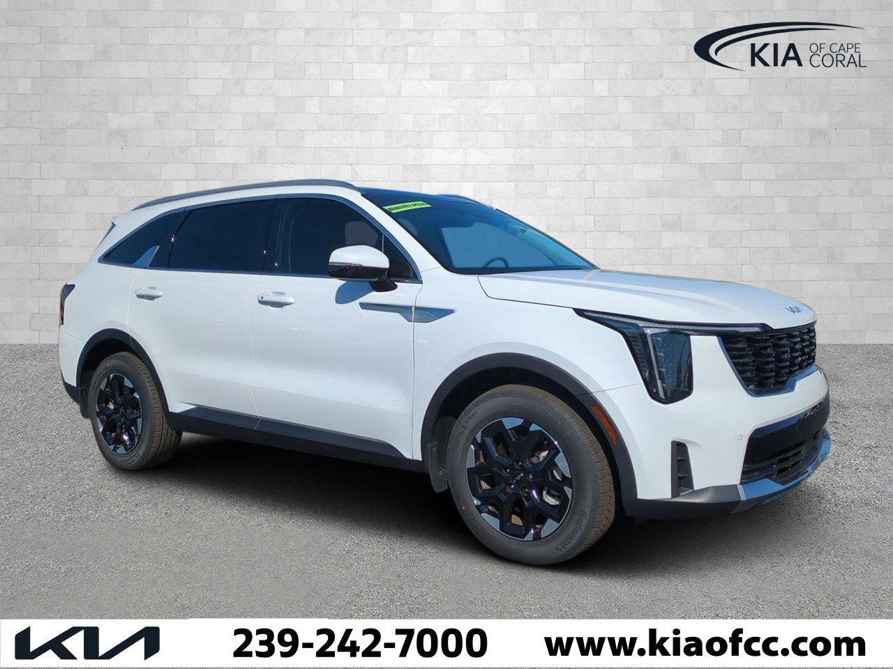 2025 Kia Sorento S's photo