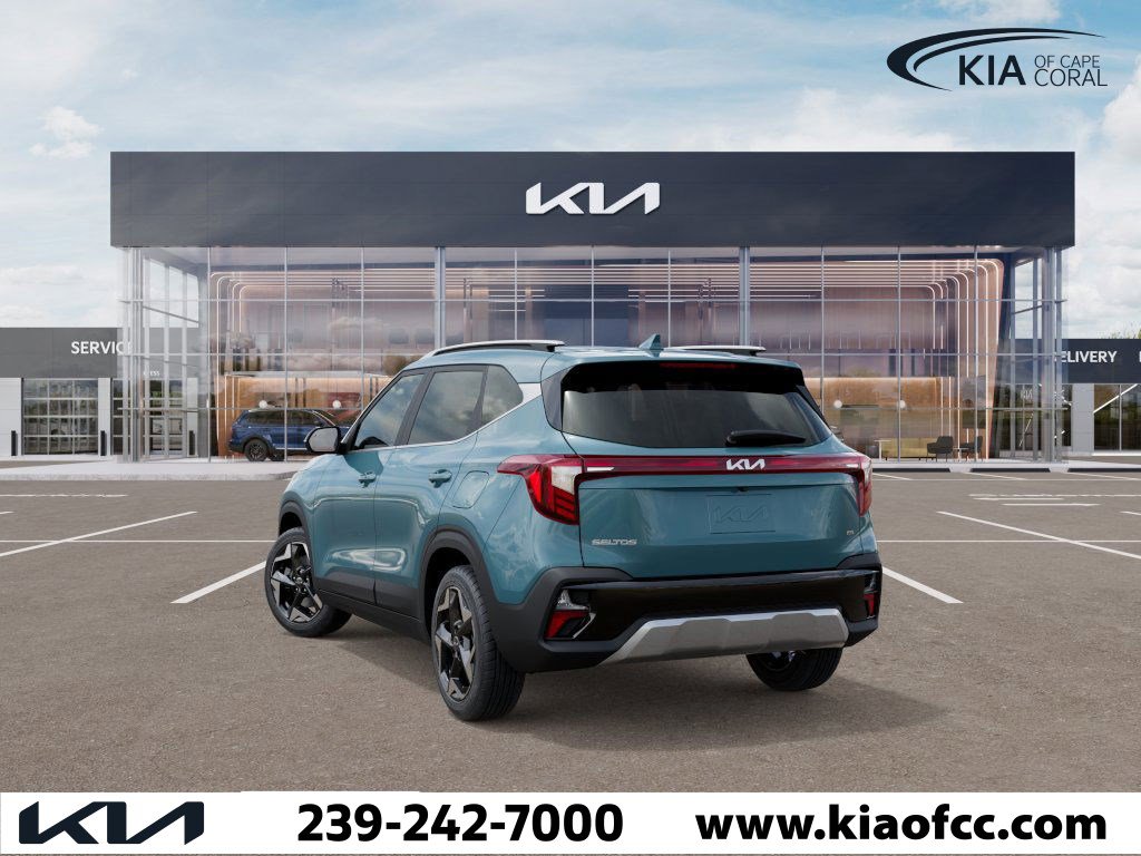 2026 Kia Seltos EX photo 3