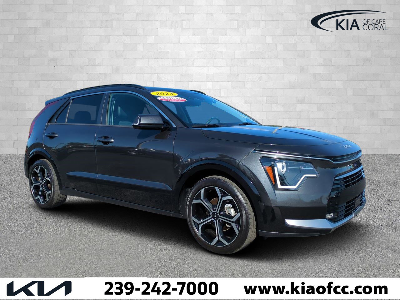 2023 Kia Niro EX Touring's photo