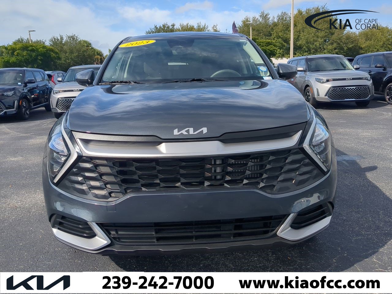 2023 Kia Sportage Hybrid LX photo 3