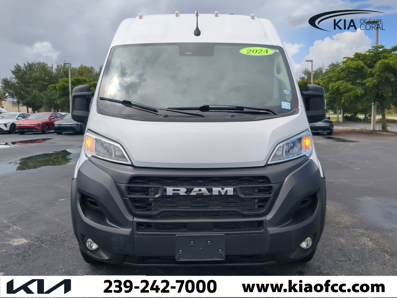 2024 Ram ProMaster 2500 photo 2
