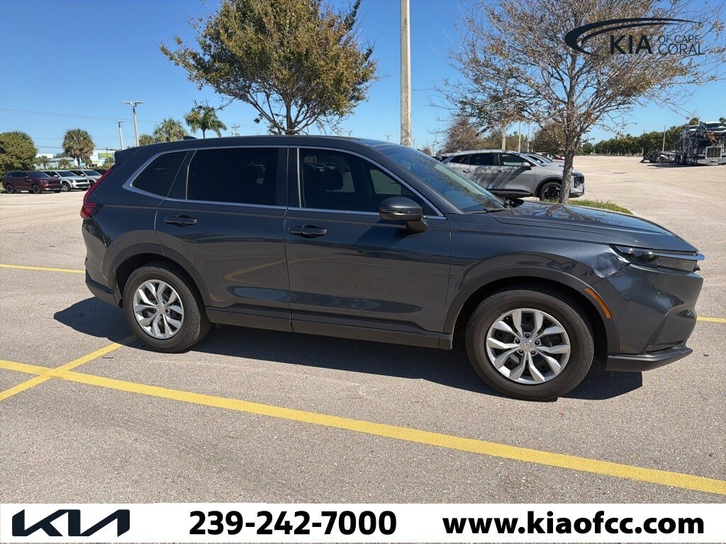 2023 Honda CR-V LX photo 2