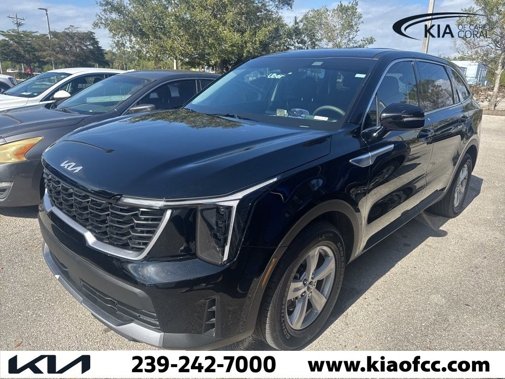 Certified 2025 Kia Sorento LX SUV