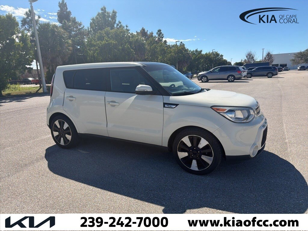 Used 2015 Kia Soul ! FWD Hatchback