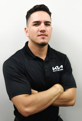 Staff member MARIO ODIO from ID_8f7ca7157dc1