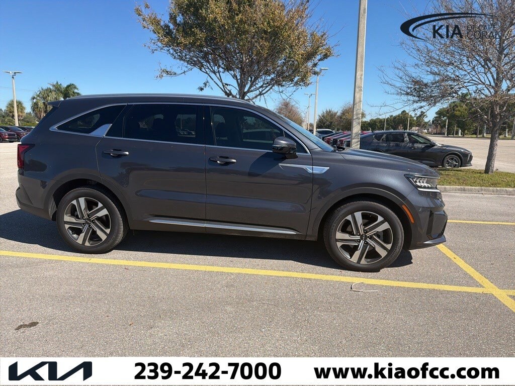 Used 2023 Kia Sorento Hybrid EX SUV