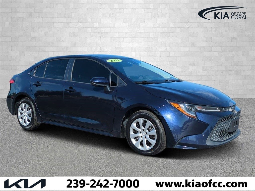 Used 2021 Toyota Corolla LE Sedan