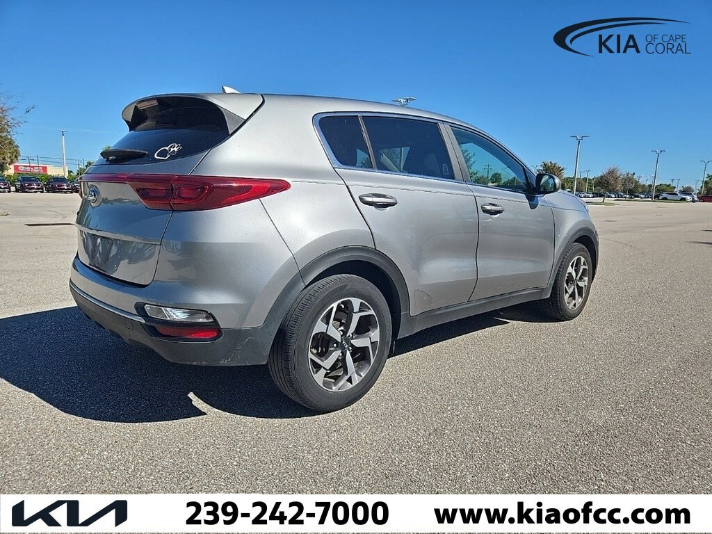 2020 Kia Sportage LX photo 2