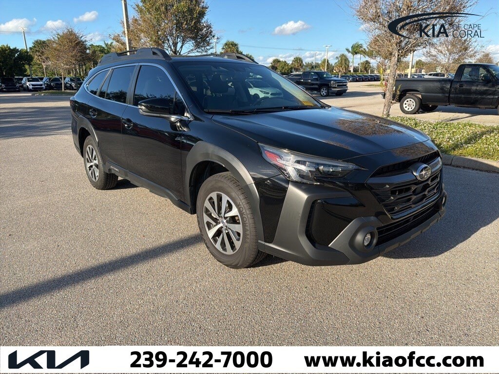 Used 2023 Subaru Outback Premium SUV