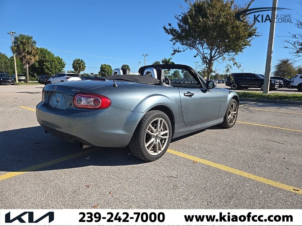 2013 Mazda MX-5 Miata Miata Sport photo 2