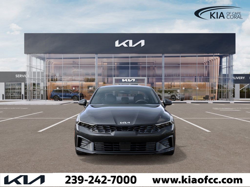 2025 Kia K5 LXS photo 2