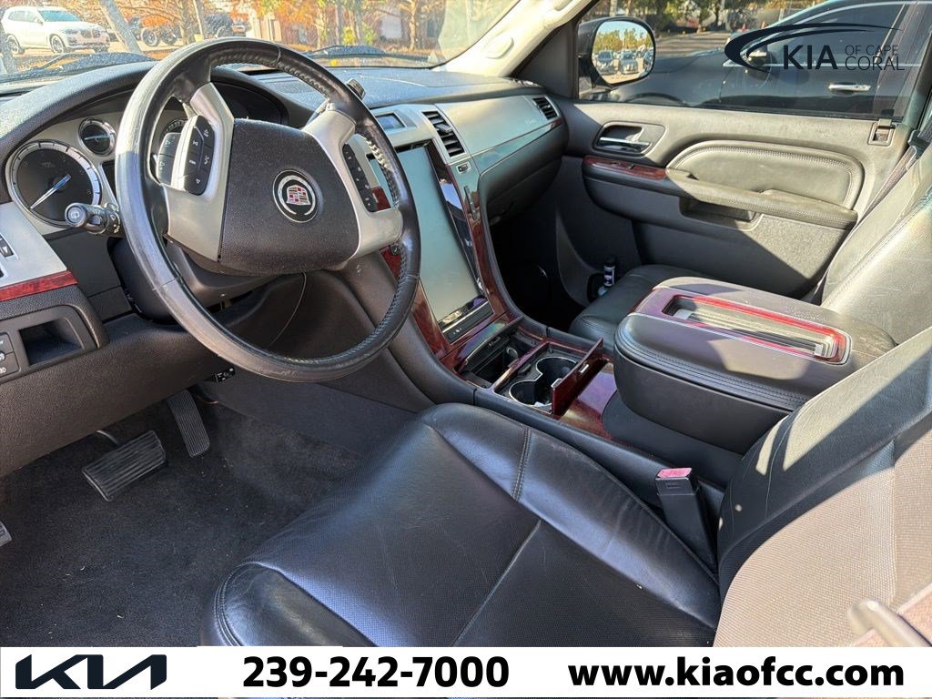 Used 2012 Cadillac Escalade ESV Luxury with VIN 1GYS3HEF3CR275609 for sale in Cape Coral, FL