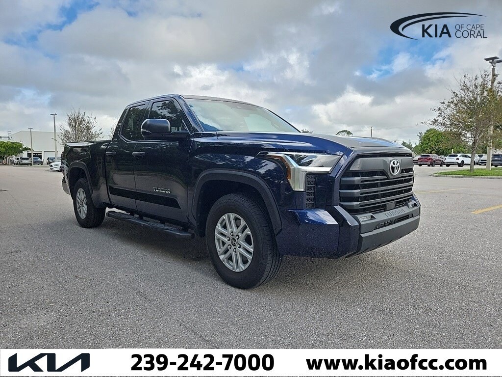 2022 Toyota Tundra SR5 photo 2