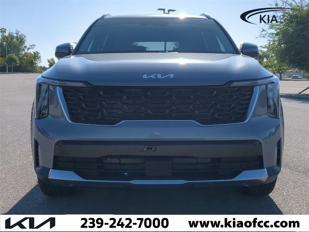 2024 Kia Sorento S photo 2