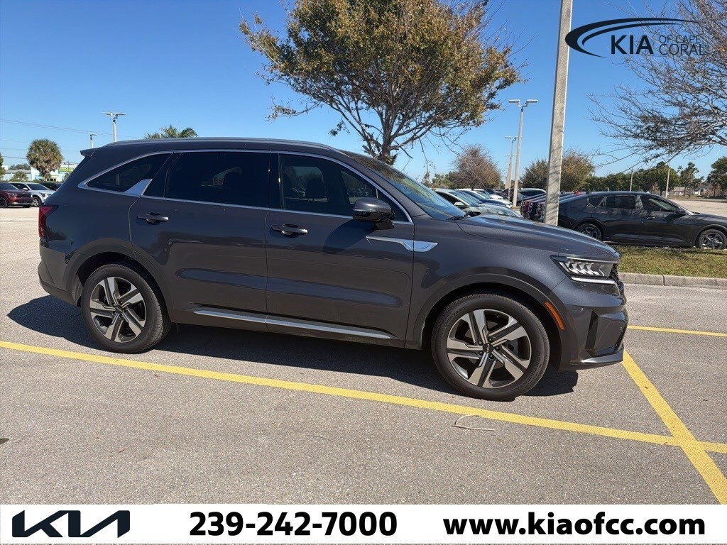 Used 2023 Kia Sorento Hybrid EX SUV