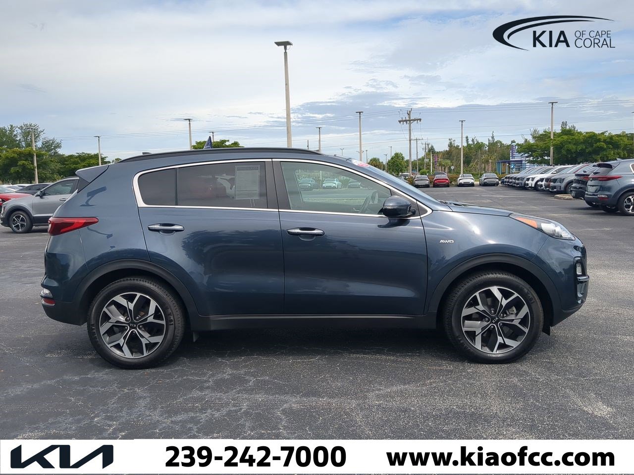 2022 Kia Sportage EX photo 4