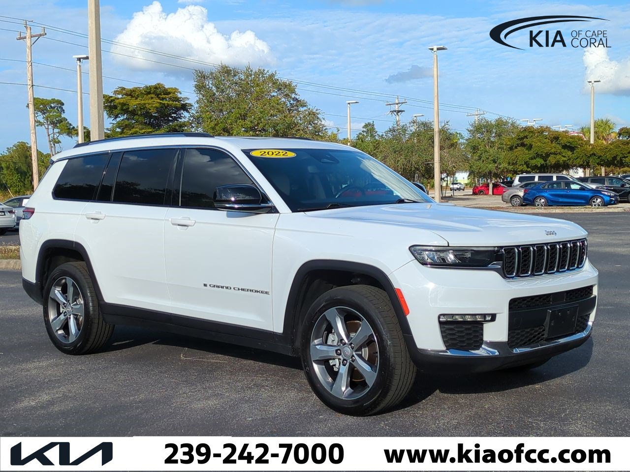 2022 Jeep Grand Cherokee Limited photo 2