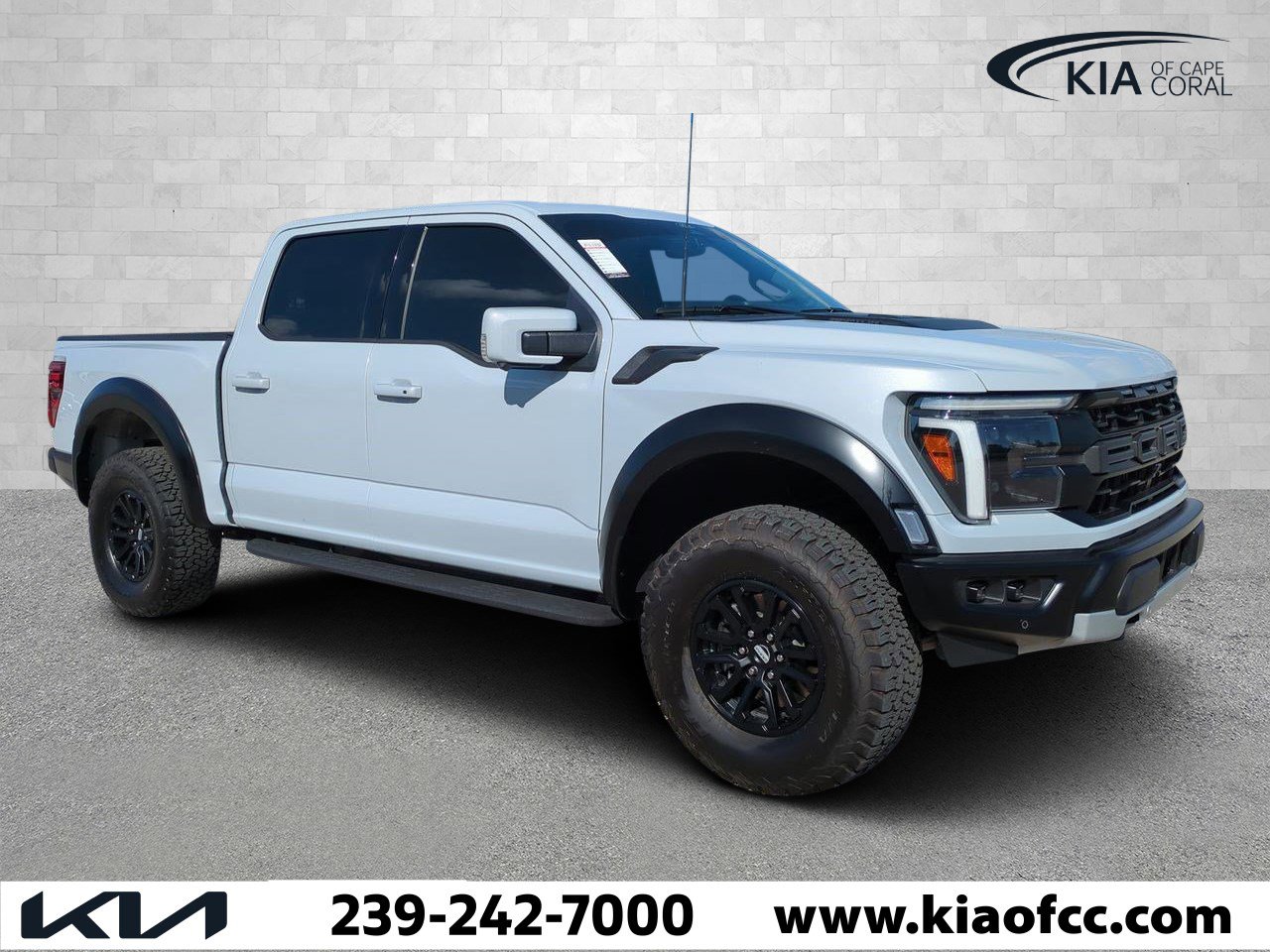2025 Ford F-150 Raptor's photo