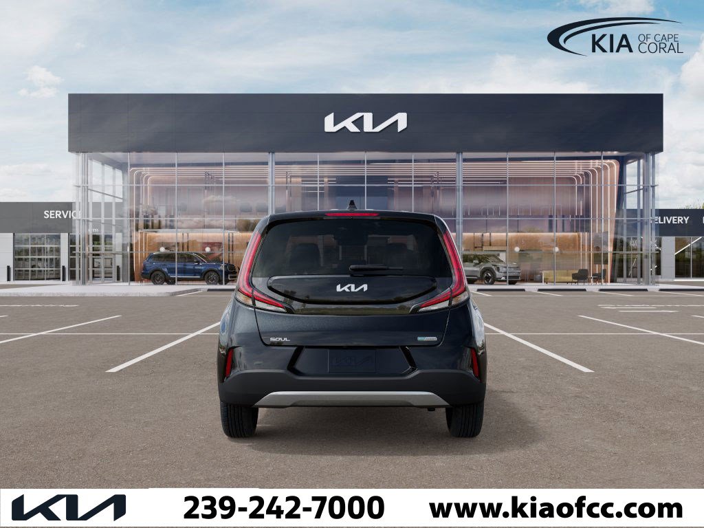 2025 Kia Soul EX photo 3
