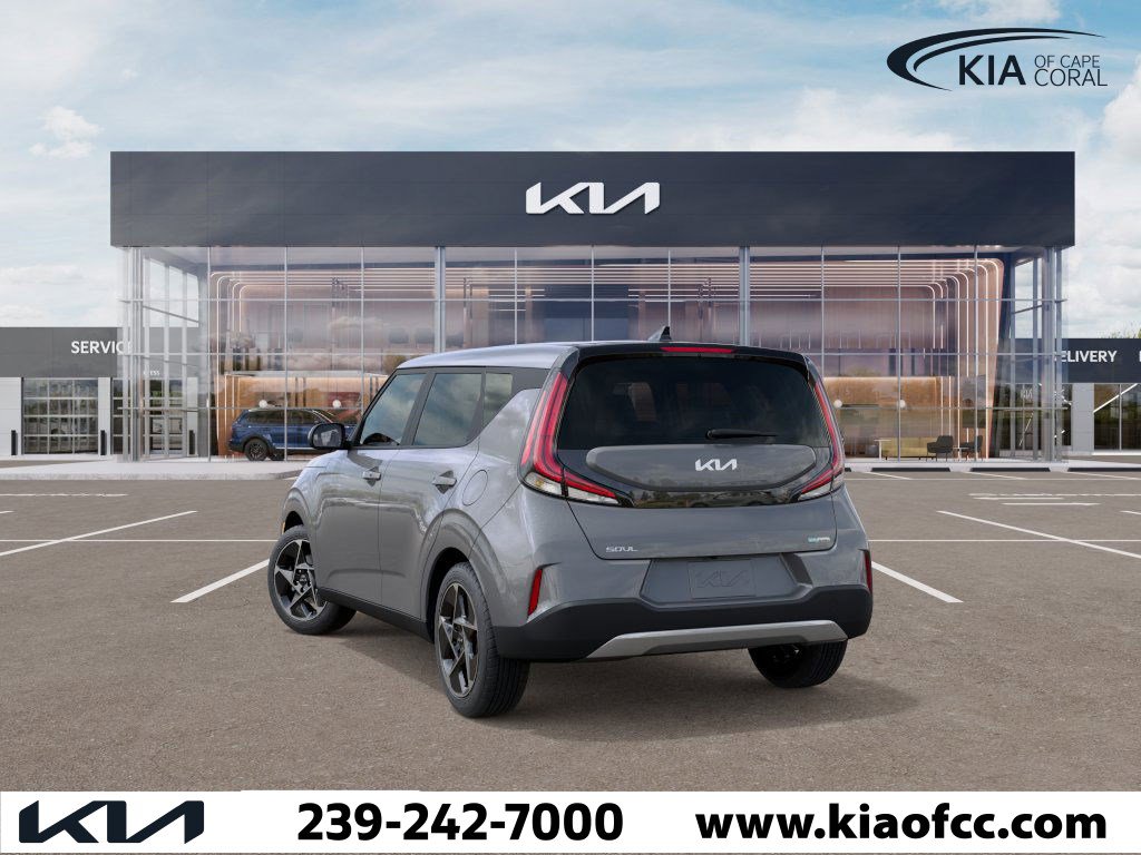 2025 Kia Soul EX photo 3