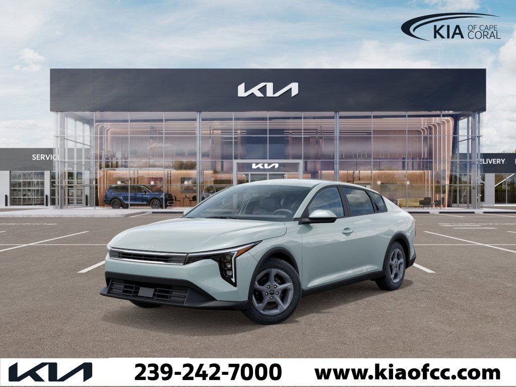 2025 Kia K4 LXS's photo
