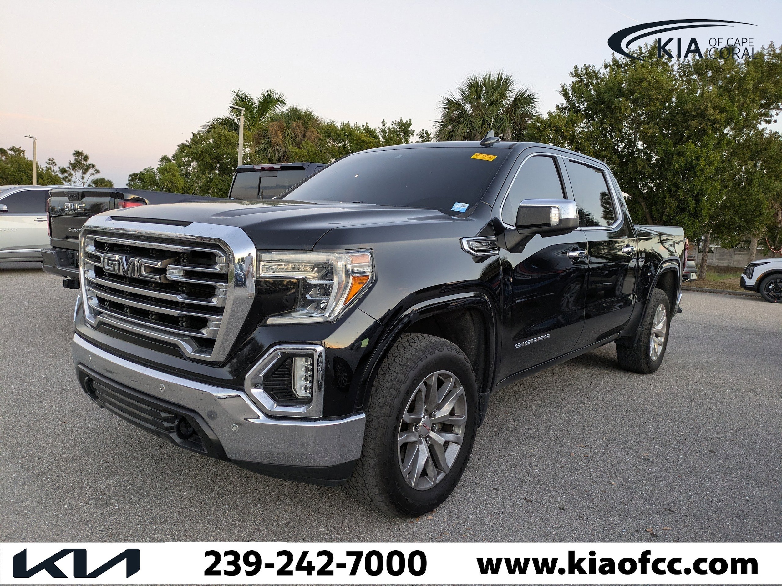 2019 GMC Sierra 1500 SLT's photo