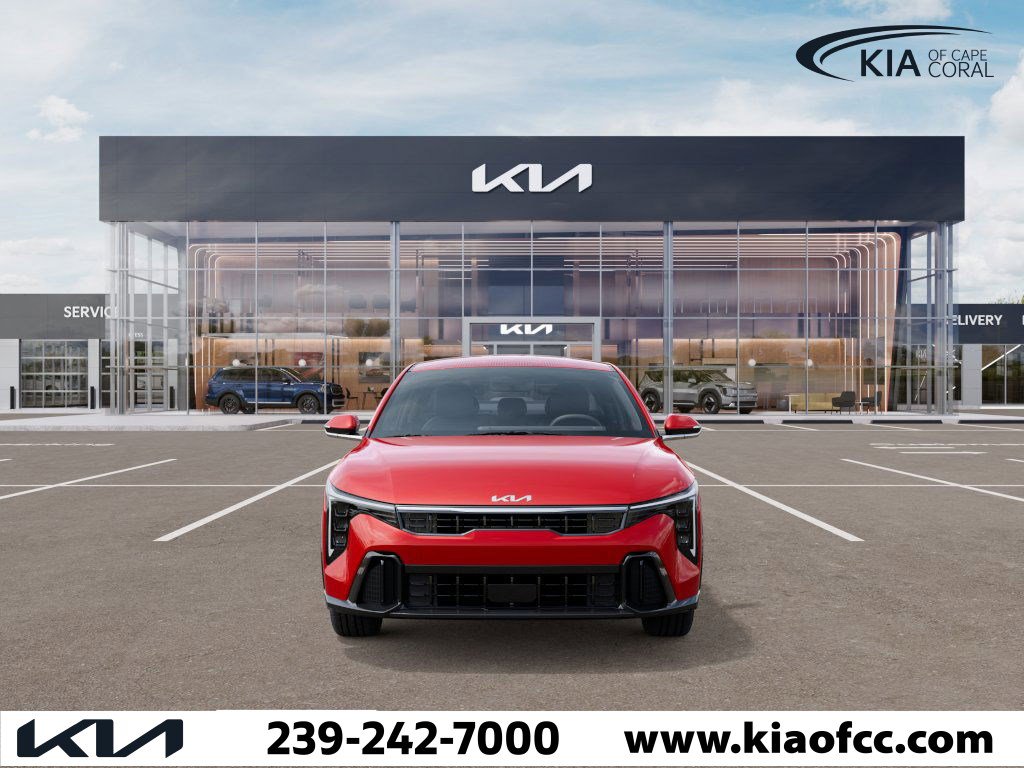 2025 Kia K4 GT-Line photo 2