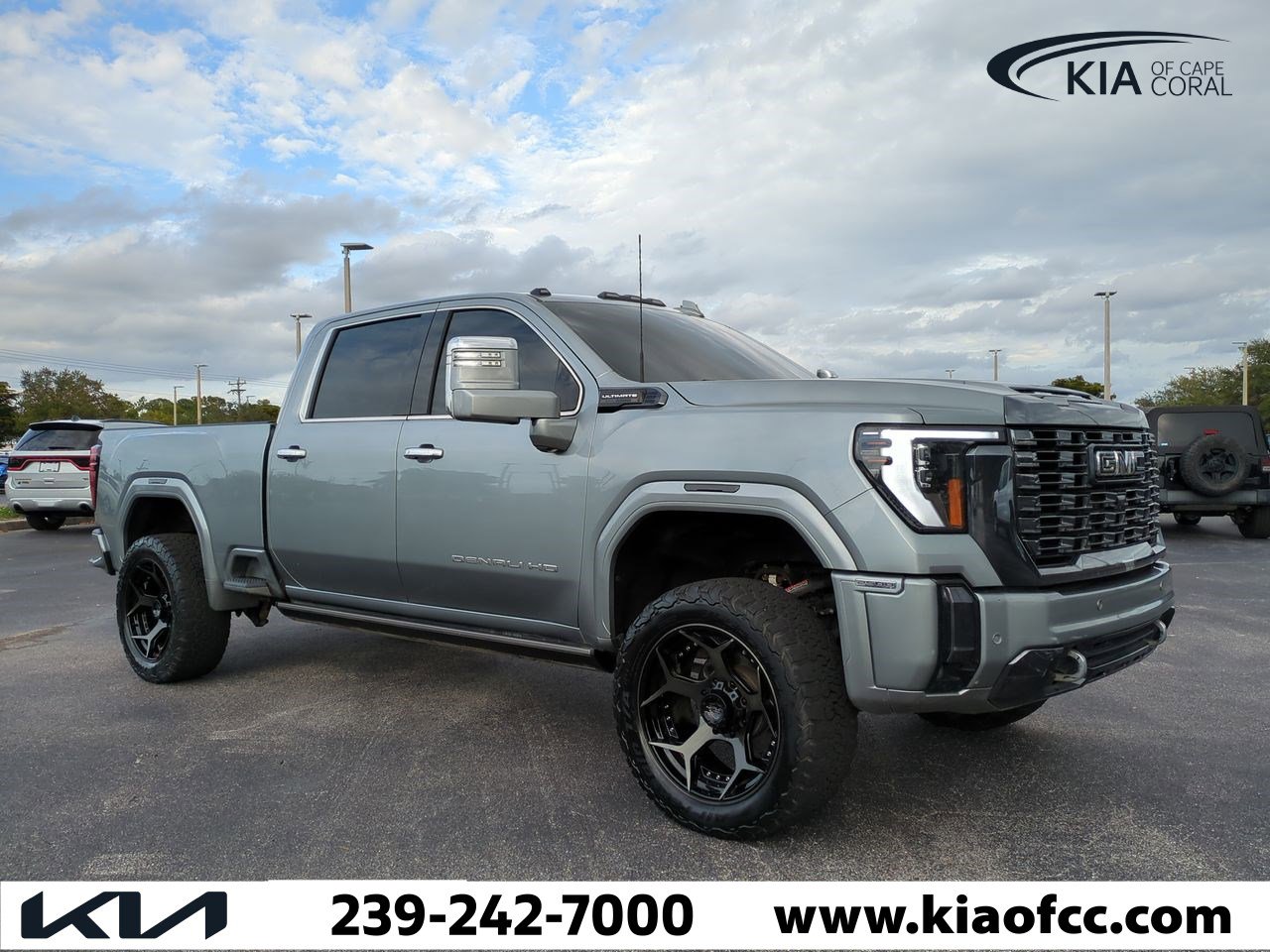 2024 GMC Sierra 2500HD Denali Ultimate's photo
