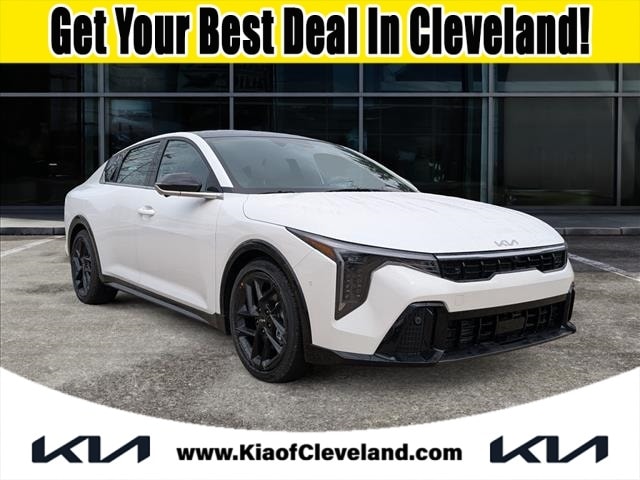 2025 Kia K4 GT-Line Turbo's photo