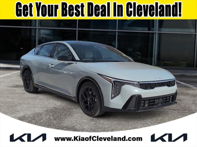 2025 Kia K4 GT-Line Turbo's photo