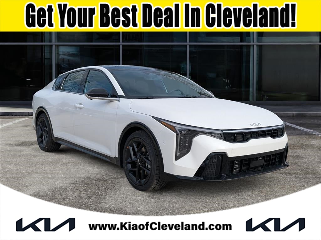 2025 Kia K4 GT-Line Turbo's photo