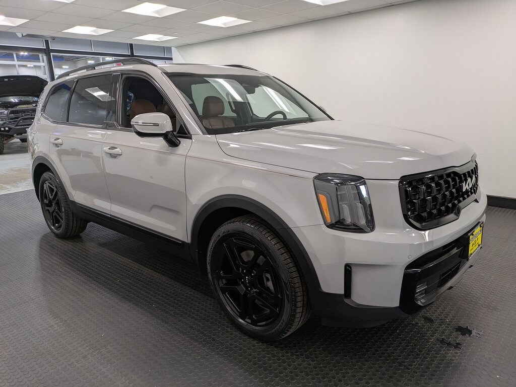 2024 Kia Telluride X-Line photo 3