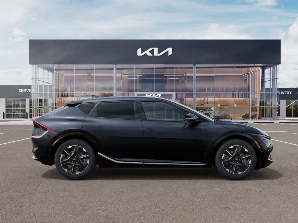2025 Kia EV6 Wind - Photo 7